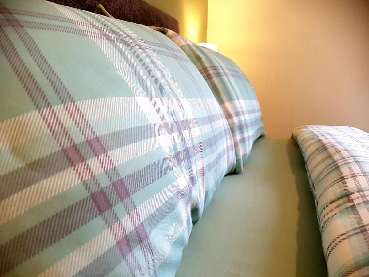 Hill View 2 Bedroom Free Parking อินเวอร์เนส ภายนอก รูปภาพ