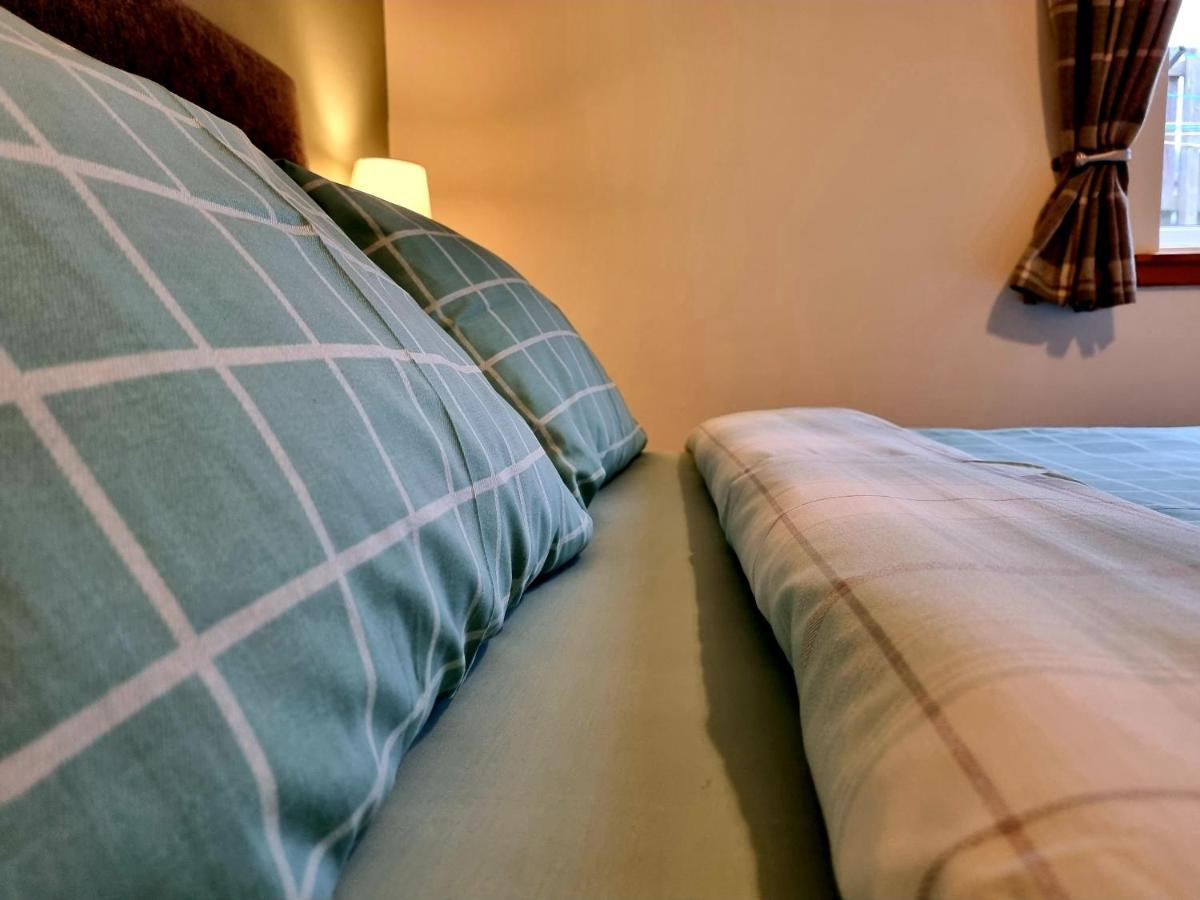 Hill View 2 Bedroom Free Parking อินเวอร์เนส ภายนอก รูปภาพ